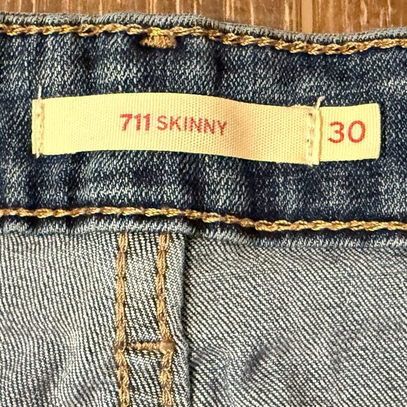 Levi’s 711 Distressed Skinny Jeans – Size 30x30 - Picture 13 of 14